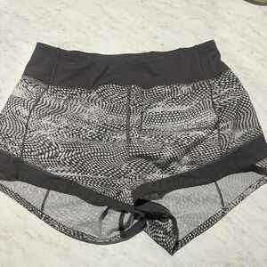 Lulu lemon speed up shorts!